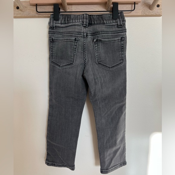 4 Pieces - Old Navy Pants & Carter's Shirt Lot Size 3T - Picture 7 of 14